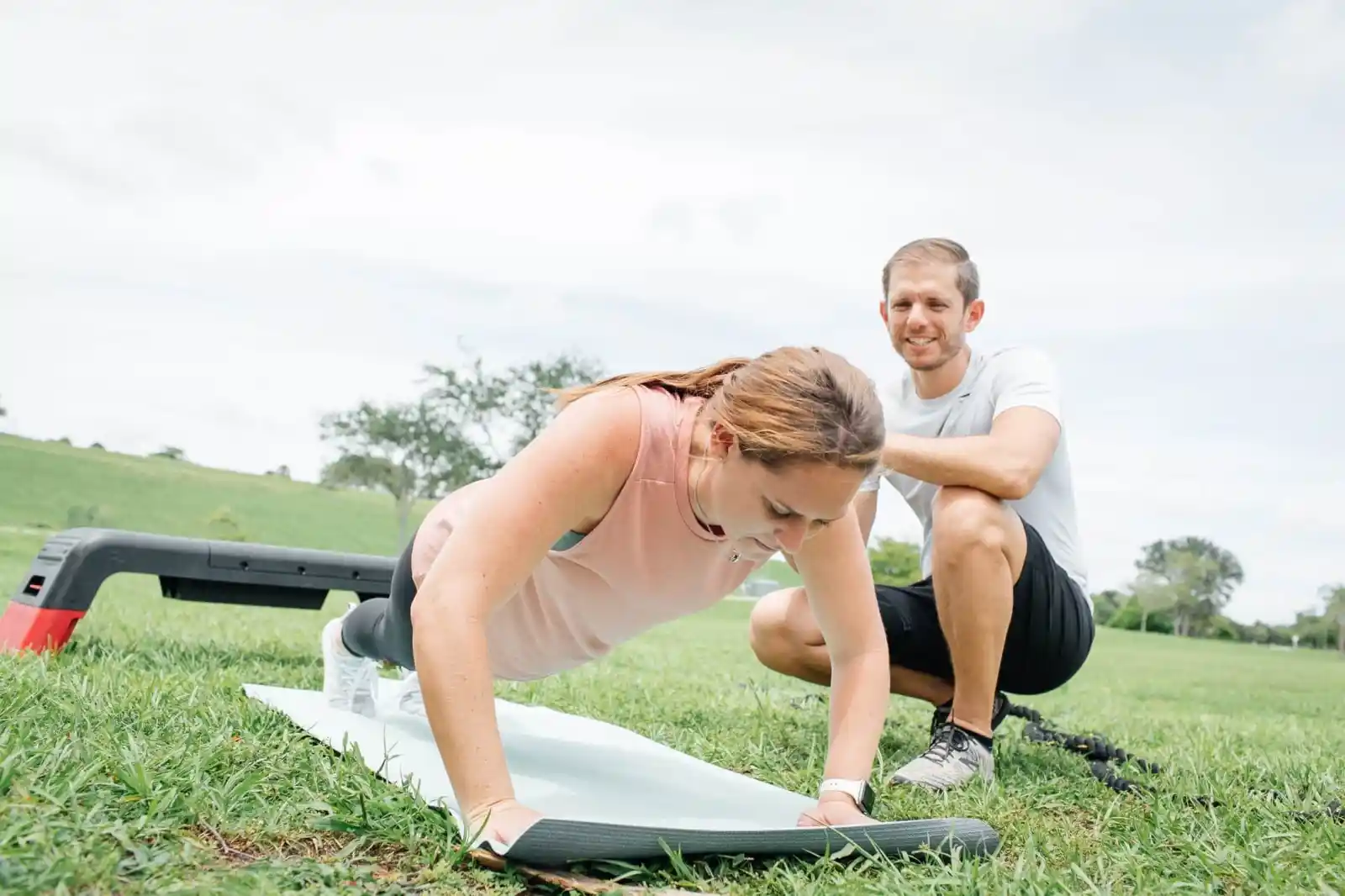 top voted adult physical therapist in broward county doing a training session with a woman