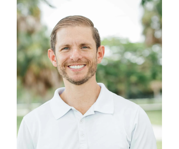 top voted adult physical therapist in broward county headshot